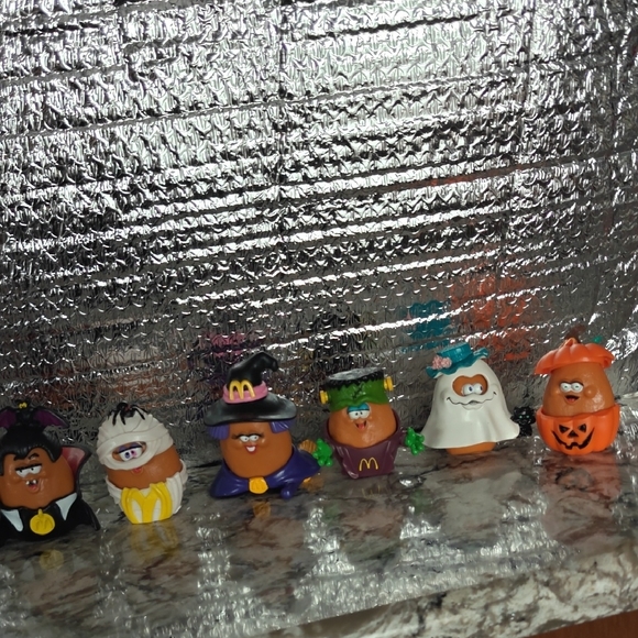 6 NUGGET BUDDIE Vintage McDonald's 1992 Frankenstein/ WITCH/ MUMMY /GHOST/👻🎃 - Picture 3 of 11
